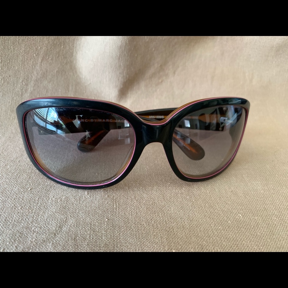 Marc Jacobs sunglasses